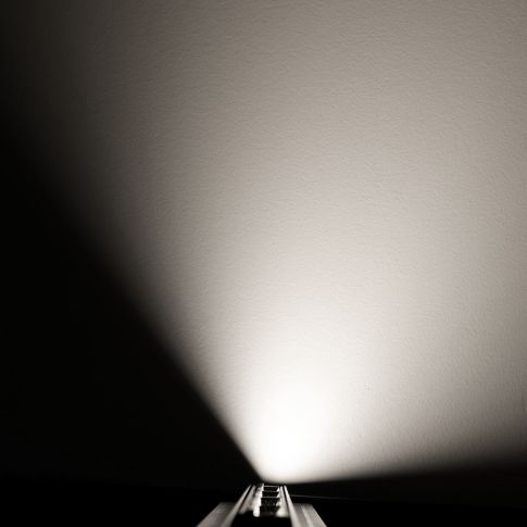 Track48 Wallwasher 22cm weiß, 12W, 100° asymetrisch, 48V DC, 4000K, CRI90, Line+, DALI dimmbar